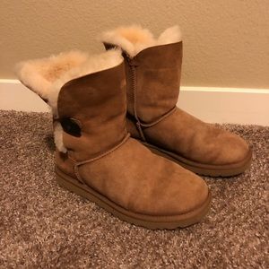 Bailey Button Ugg boots